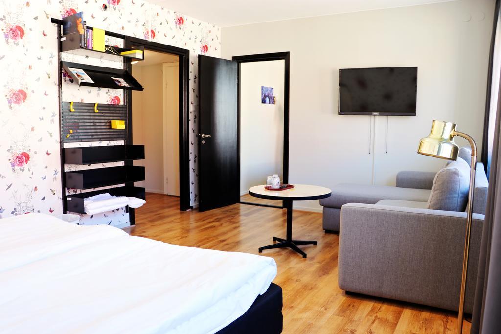 Hotell Kungsljus, Budgethotell Västervik المظهر الخارجي الصورة